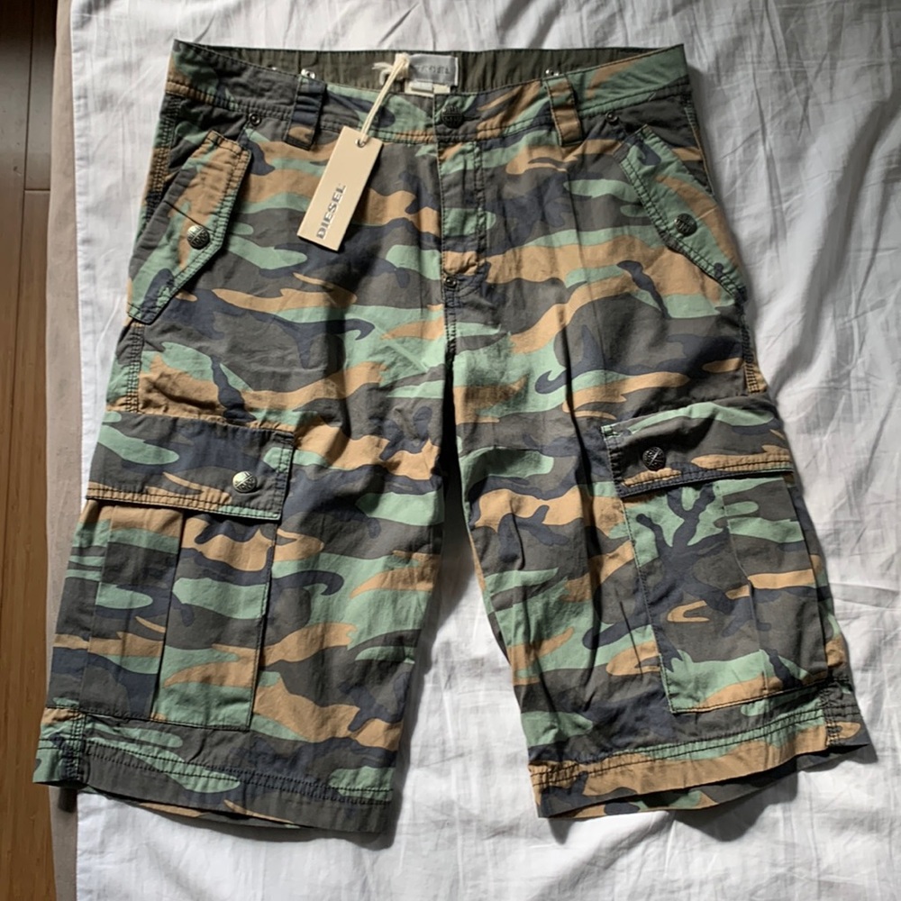 NEW DIESEL boys camo cargo shorts size 16
